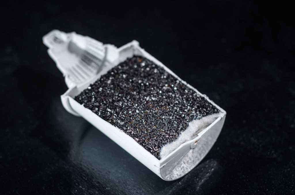 ion exchange - Filter structure filled with activated carbon and ion exchange resins